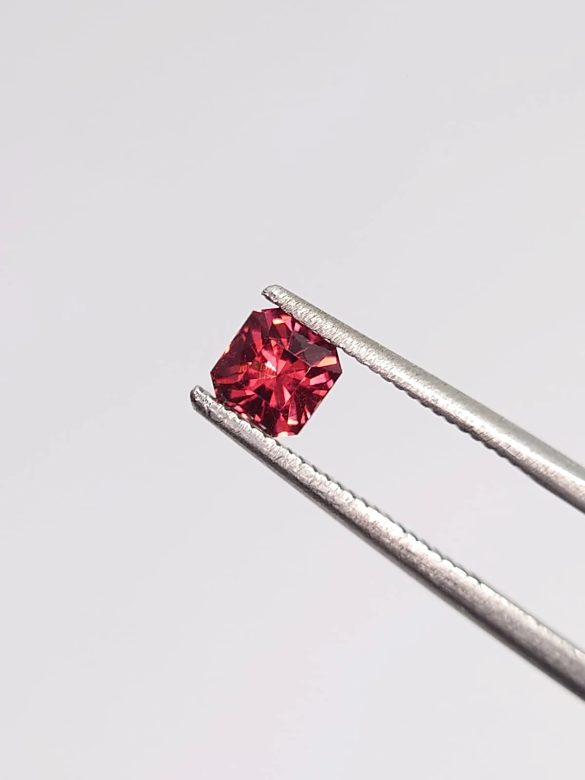 0.53ct Natural Umbalite Garnet from Malawi — view 3